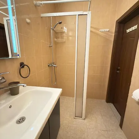 Knayz Boris Apartament *